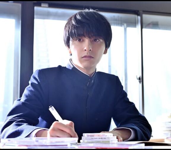 新原泰佑の画像