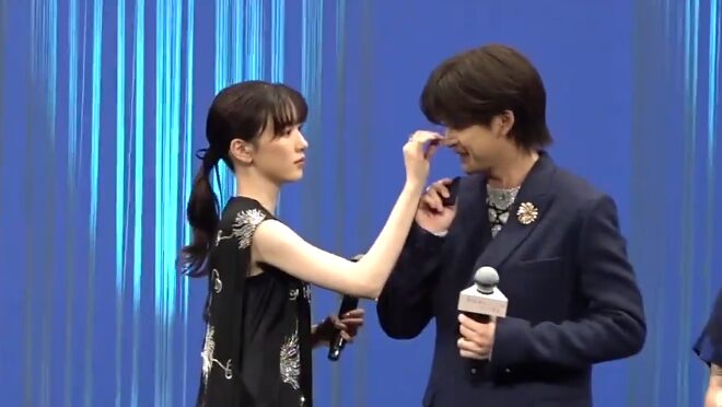 永野芽郁と高橋文哉